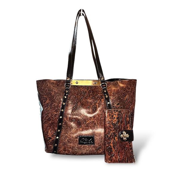 Patricia Nash Handbags - Patricia Nash Benvenuto Leather Tote w/ Marene Floret Leather Twist Lock Wallet